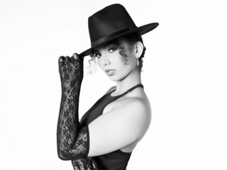 Pussy VeraBellucci
